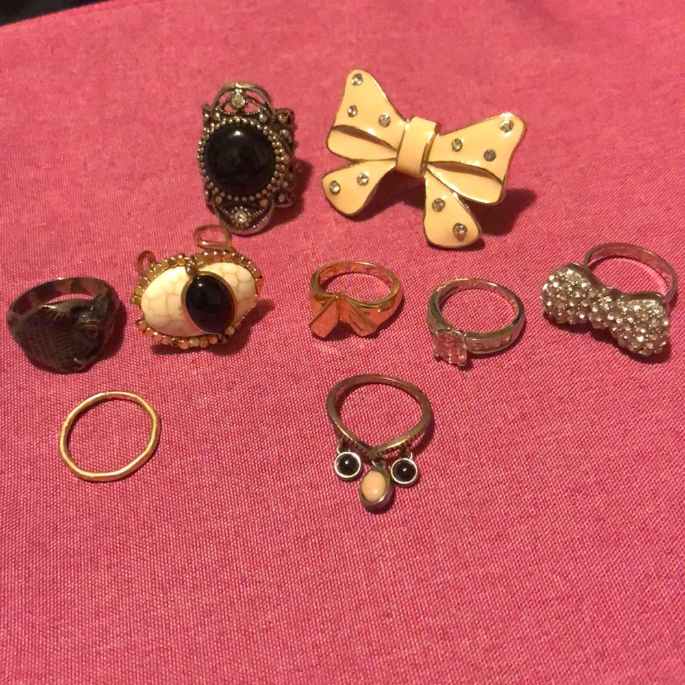 Ring lot